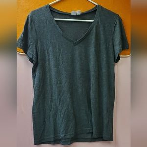 BP Woman's V neck short sleeve tee shirt.  Gray size large